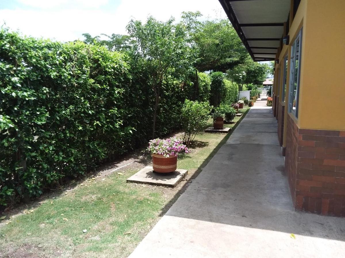 C&H campestre el oasis Bed & Breakfast Ricaurte Exterior foto